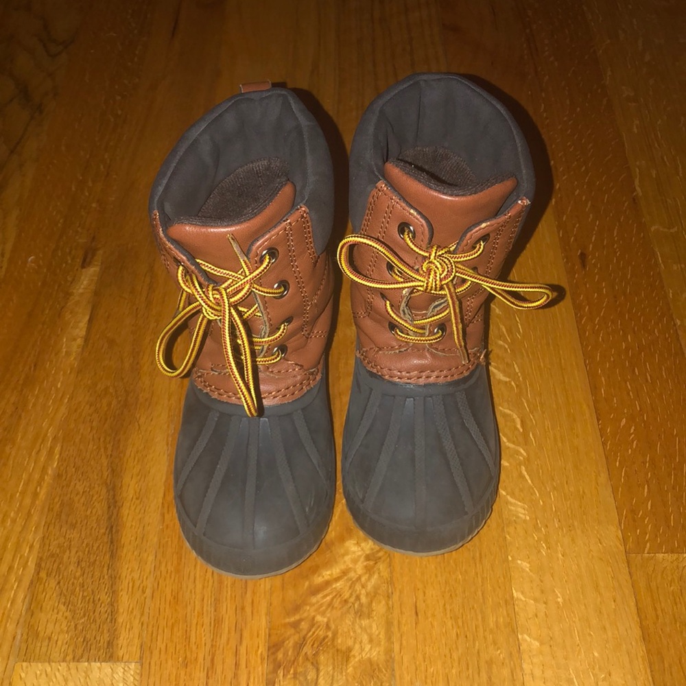 GAP unisex Snow Boots size 9/10